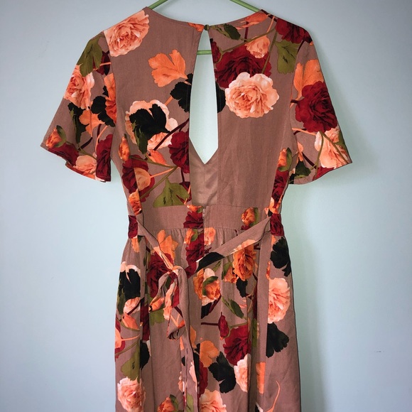 High Low Windsor Dress - Picture 5 of 7